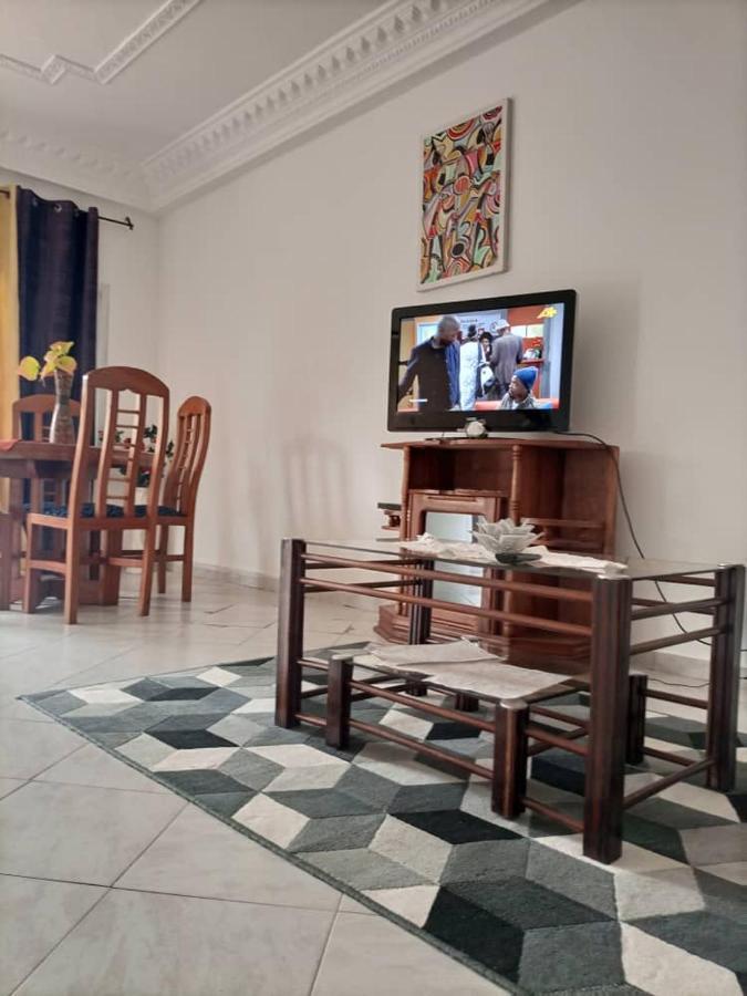 Residence Sh Yaoundé エクステリア 写真