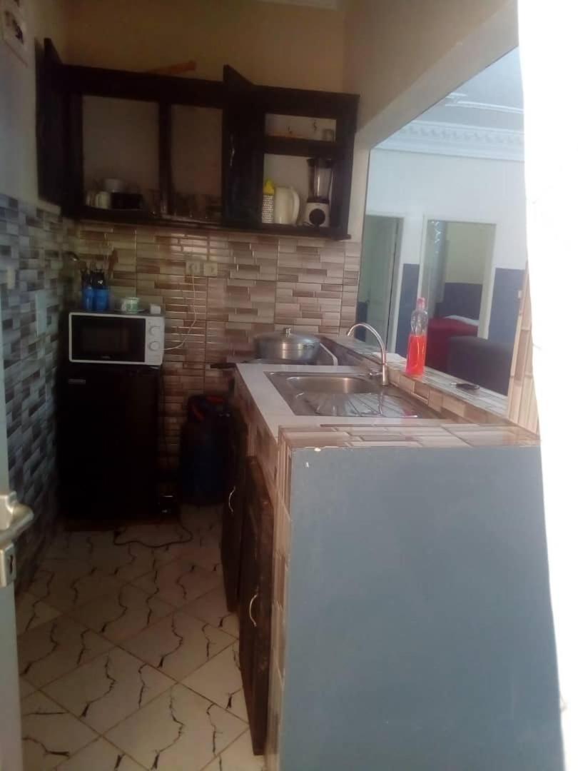 Residence Sh Yaoundé エクステリア 写真